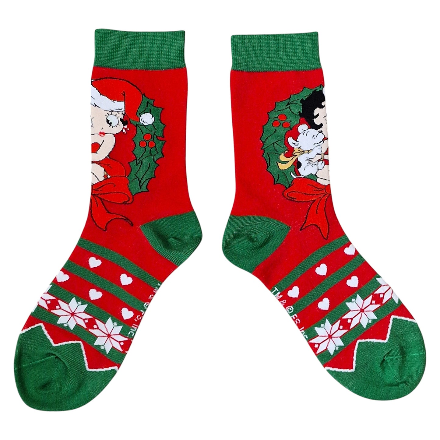 Betty Boop Wrapped up For Christmas Wreath & Bow Ladies Red Sock Shack Socks