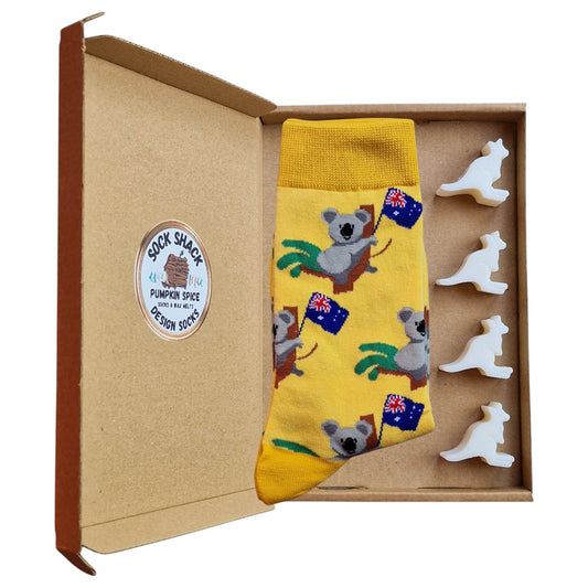 Patriotic Australian Koala Waving Aussie Flag Mens Socks & Wax Melts Gift Set