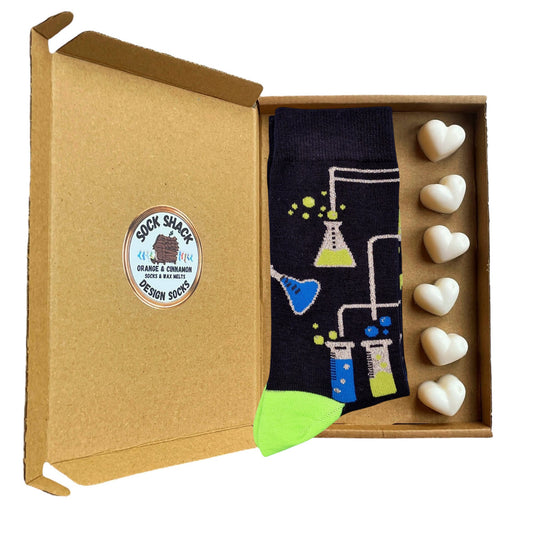 Chemistry Lab Beakers Test Tubes Science Scientist Mens Socks & Wax Melts Gift