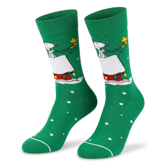 Christmas Snoopy & Woodstock Kennel In The Snow Mens Green Socks